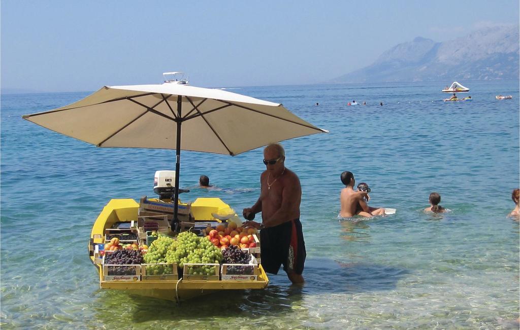 2 Bedroom Awesome In * Makarska